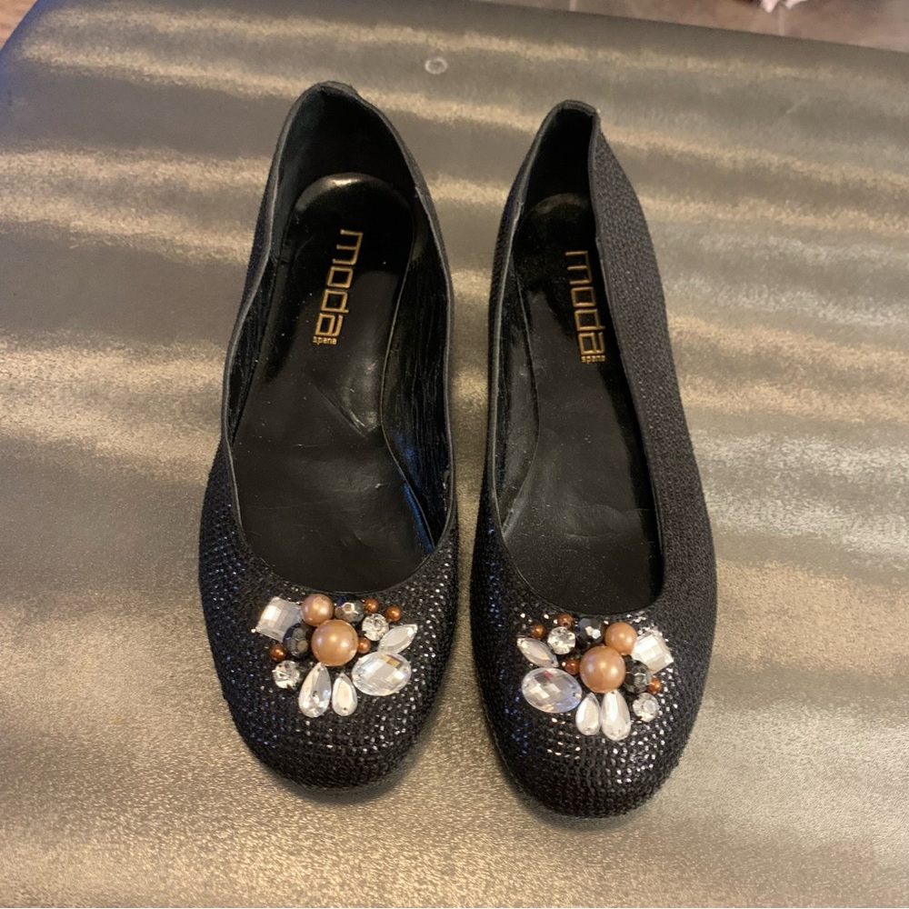 Moda Spana Black Leather & straw Pearl rhinestone Embellished Flats slip ons 8